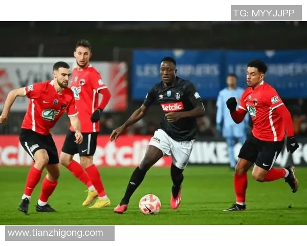 悉尼FC与浦和红钻历史交锋回顾及战绩分析